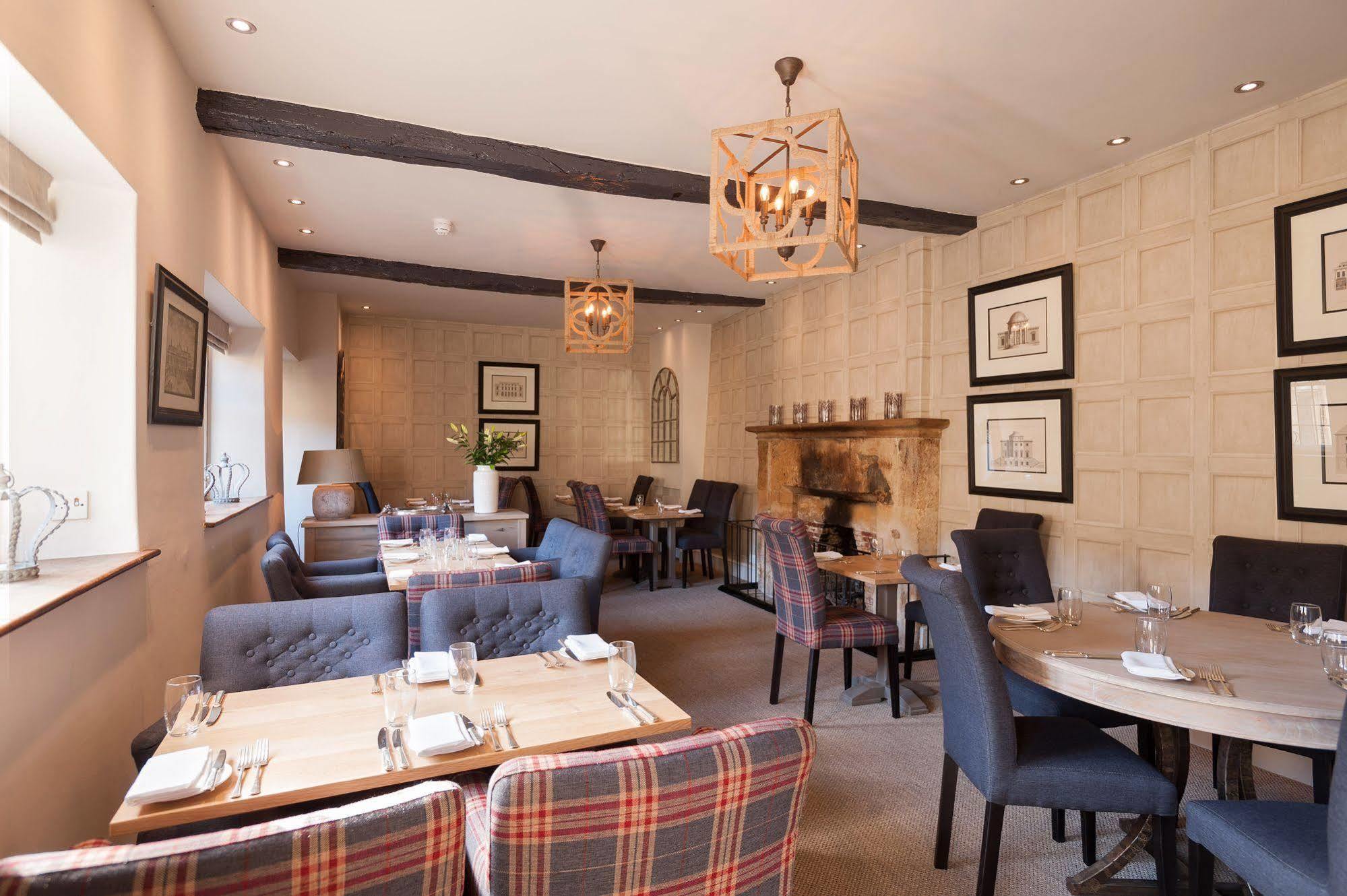 Hotel The Crown à Shipton under Wychwood Extérieur photo
