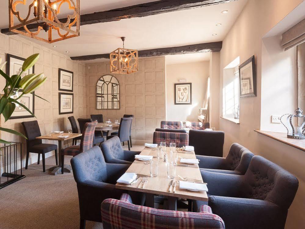 Hotel The Crown à Shipton under Wychwood Extérieur photo