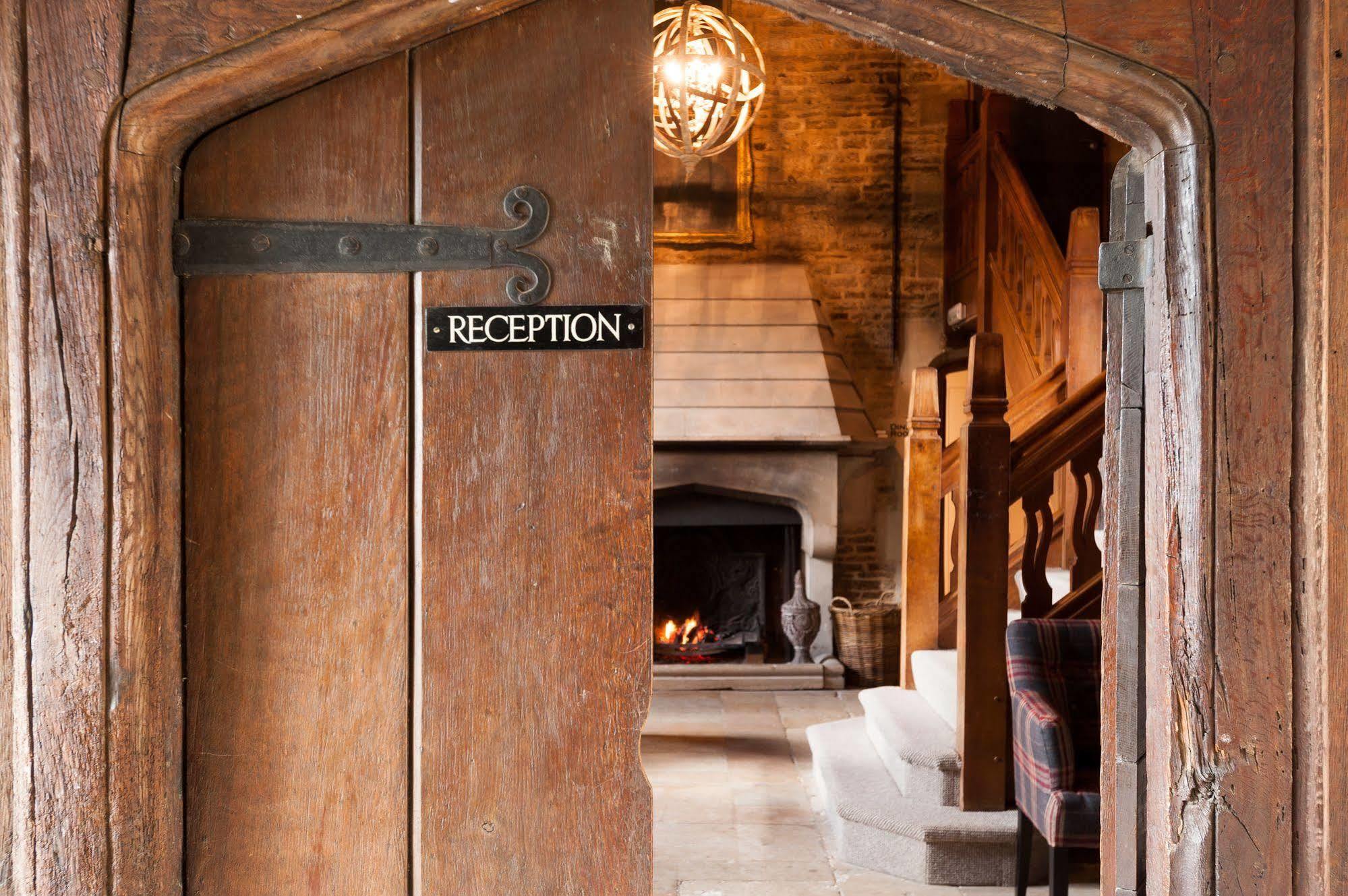 Hotel The Crown à Shipton under Wychwood Extérieur photo